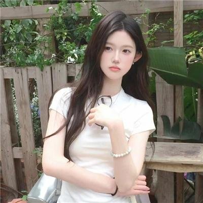 小雁与吴爱丽